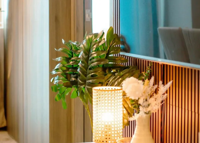 Penthouse With Ocean View In Pasay Metro Near Mall Of Asia, Ninoy Aquino International Airport, World Trade Center, Star City, Picc Apartahotel Manila