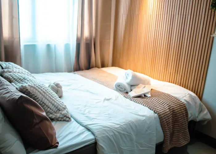 Penthouse With Ocean View In Pasay Metro Near Mall Of Asia, Ninoy Aquino International Airport, World Trade Center, Star City, Picc Apartahotel *