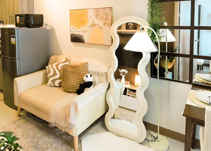 Penthouse With Ocean View In Pasay Metro Near Mall Of Asia, Ninoy Aquino International Airport, World Trade Center, Star City, Picc Apartahotel Manila